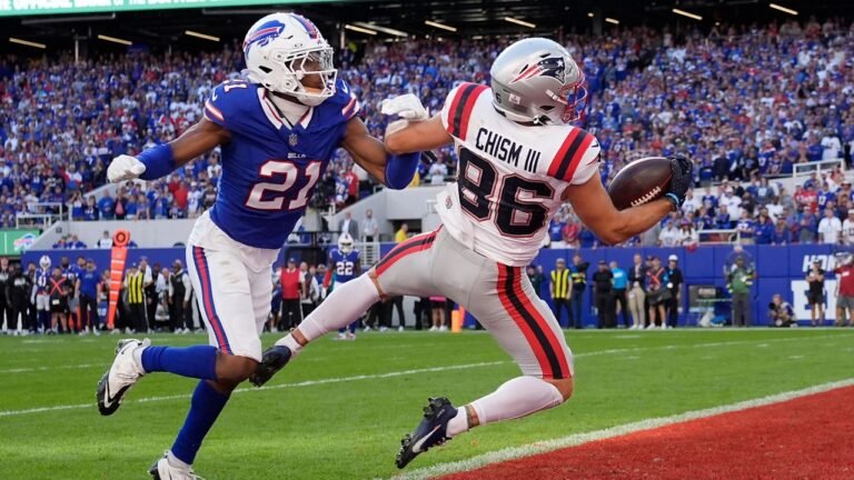 New England Beat Buffalo by Changing the Picture Before the Snap